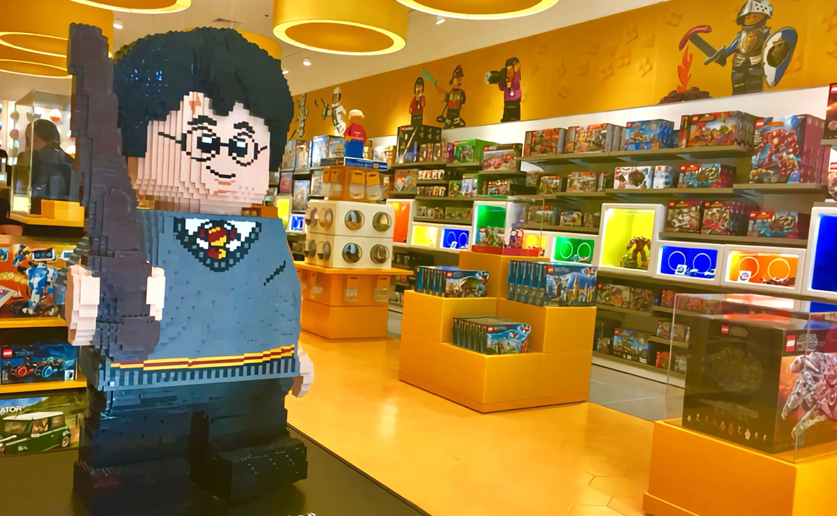 LEGO® anuncia la apertura de su octava tienda en Colombia